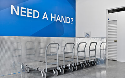 Moving carts that may be used free of charge.