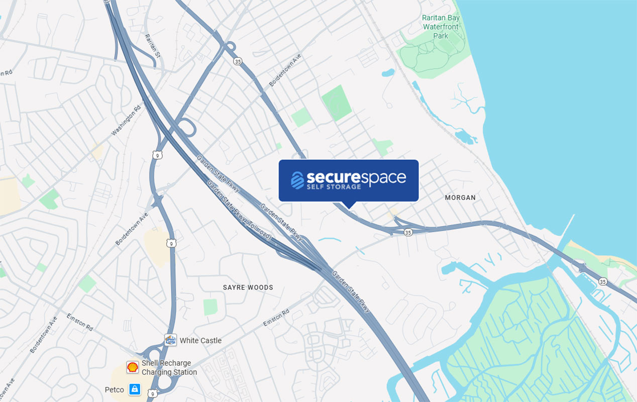 Conveniently located directly off the New Jersey 35 (NJ-35).