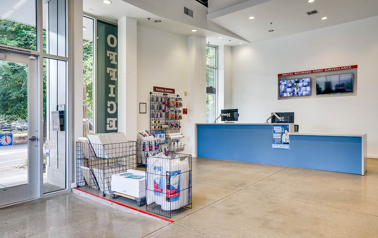 A welcoming lobby and workspace with free WiFi.