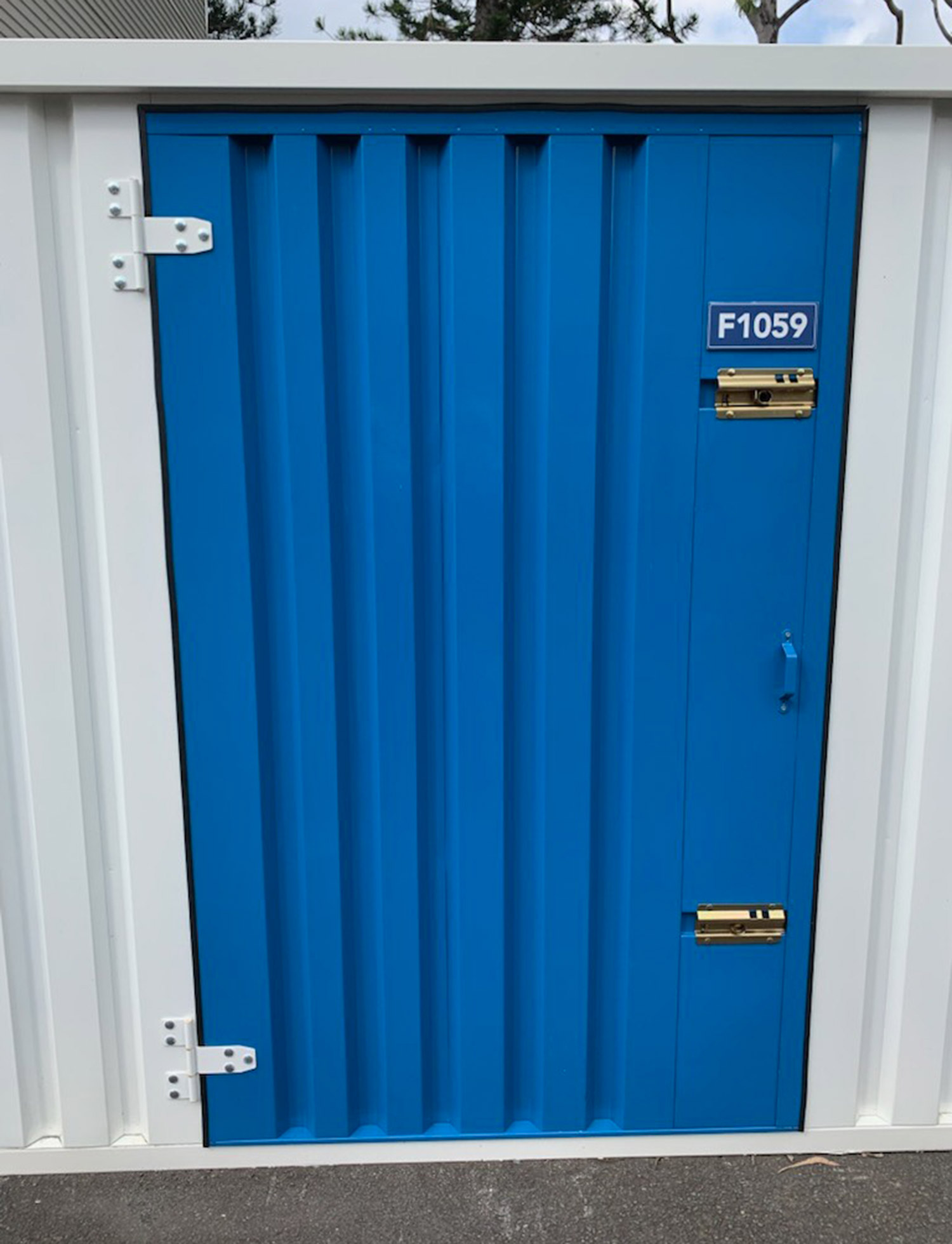 Our new portable drive up units, featuring a 4 foot entrance.