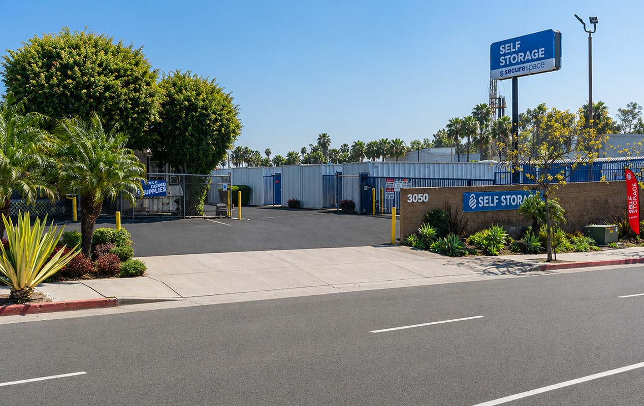 SecureSpace Self Storage in Long Beach, CA - Orange.